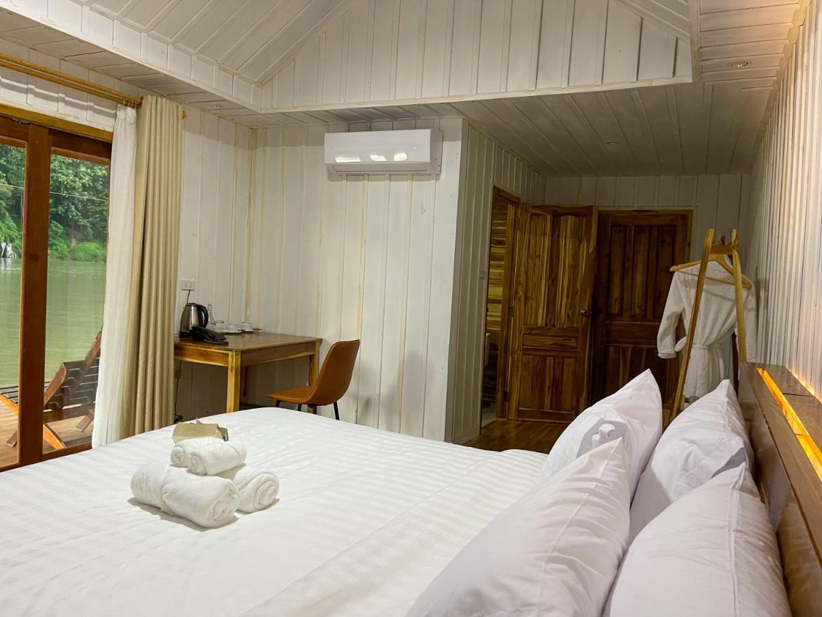 Nongkhiaw The Float House Hotel Exterior photo