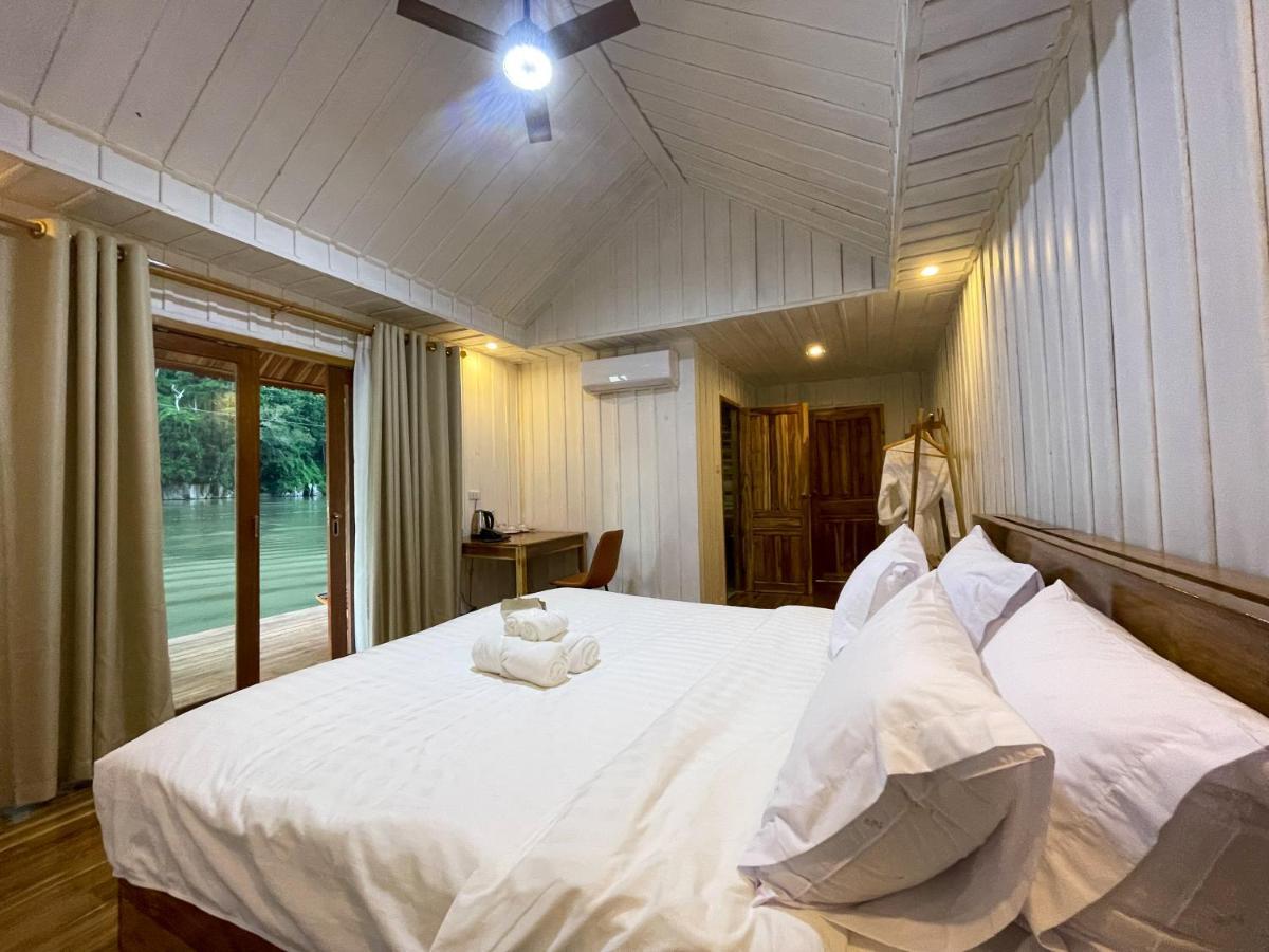 Nongkhiaw The Float House Hotel Exterior photo