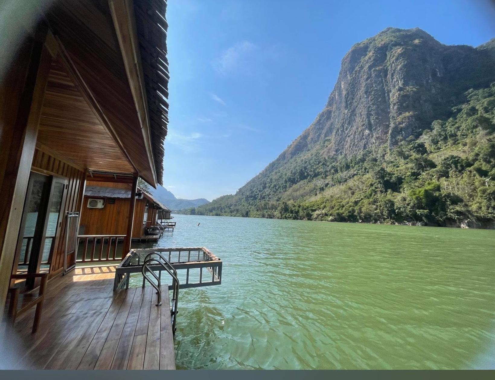 Nongkhiaw The Float House Hotel Exterior photo